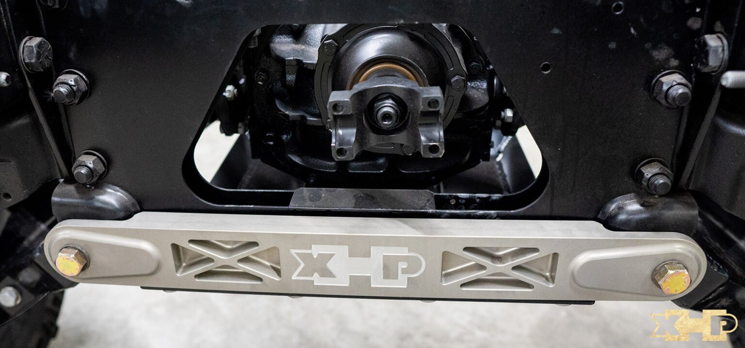 XHP Hummer Crossmember & Yoke